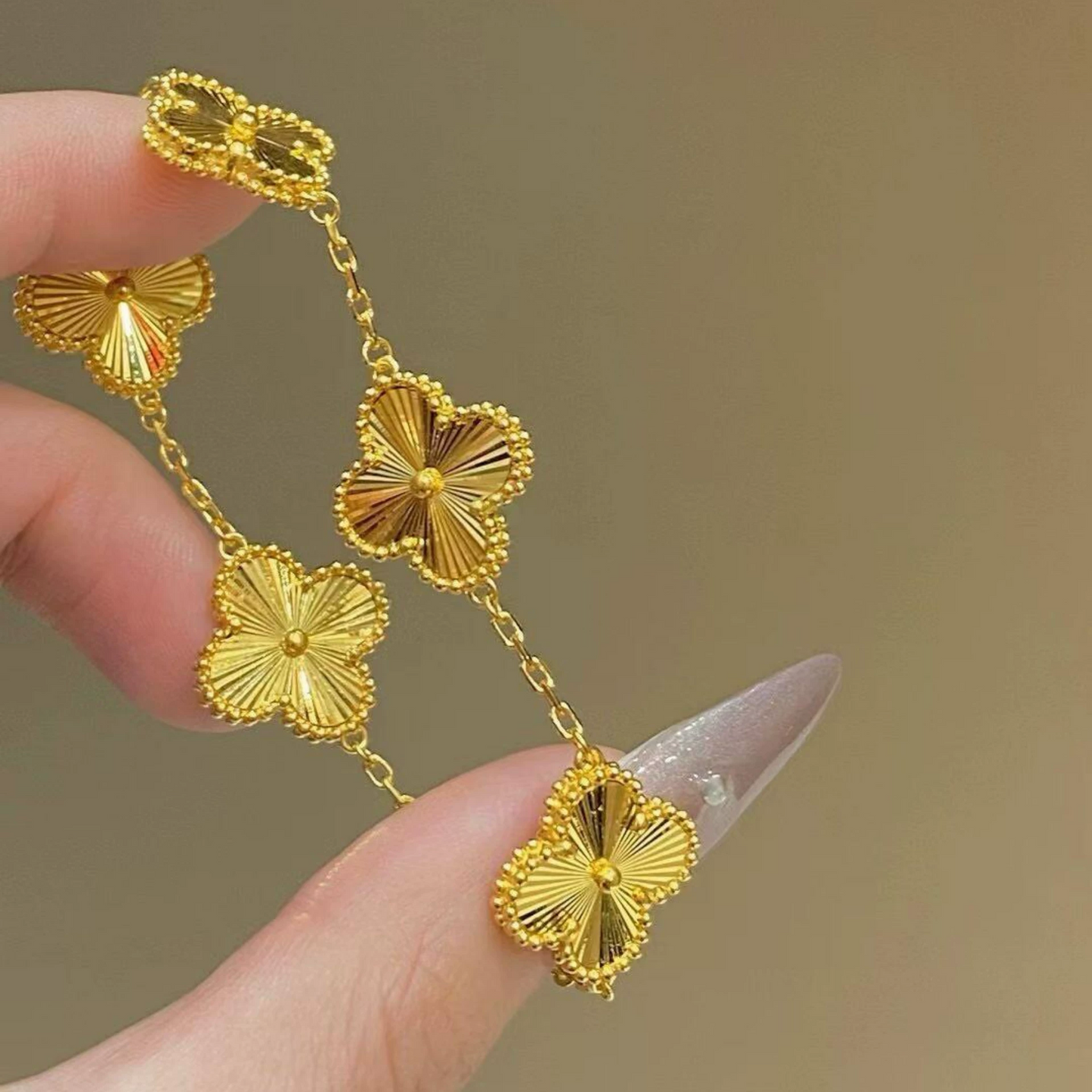 สร้อยข้อมือเรียกทรัพย์นำโชค